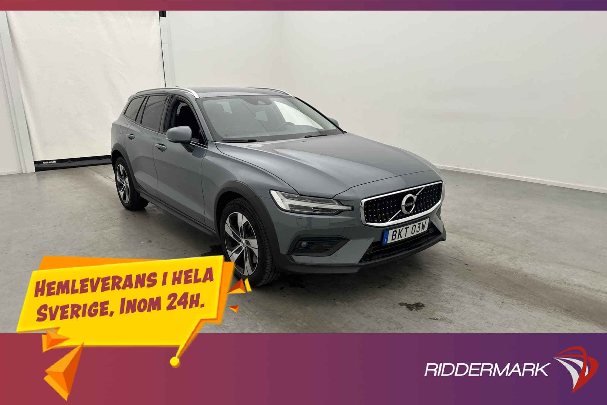 Volvo V60 Cross Country B4 AWD Momentum D-Värm B-Kamera Drag