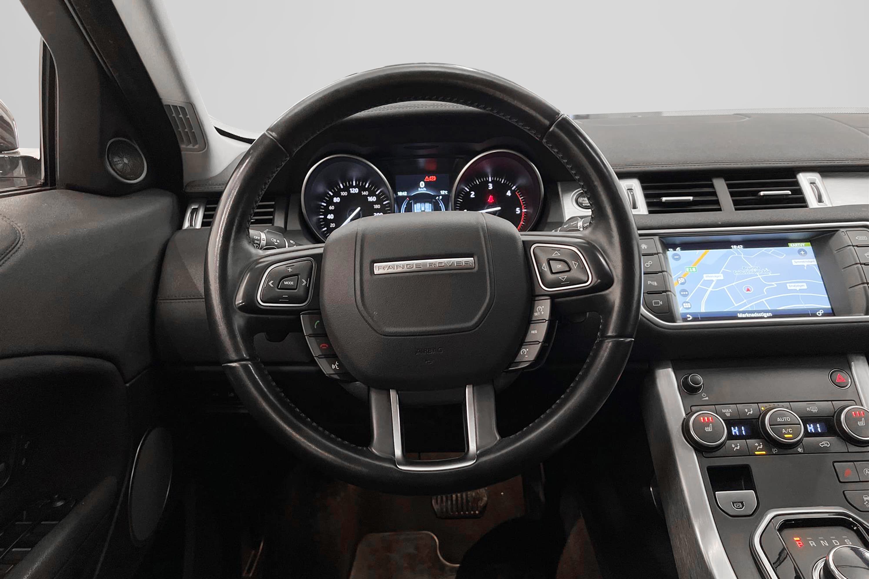 Land Rover Range Rover Evoque 2.0 TD4 AWD 150hk Kamera Drag