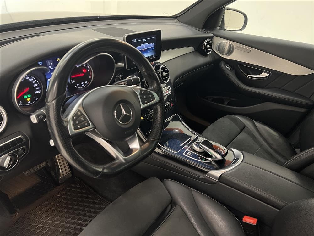 Mercedes-Benz GLC 220d 4M 170hk AMG D-Värm Burmester Panointeriör