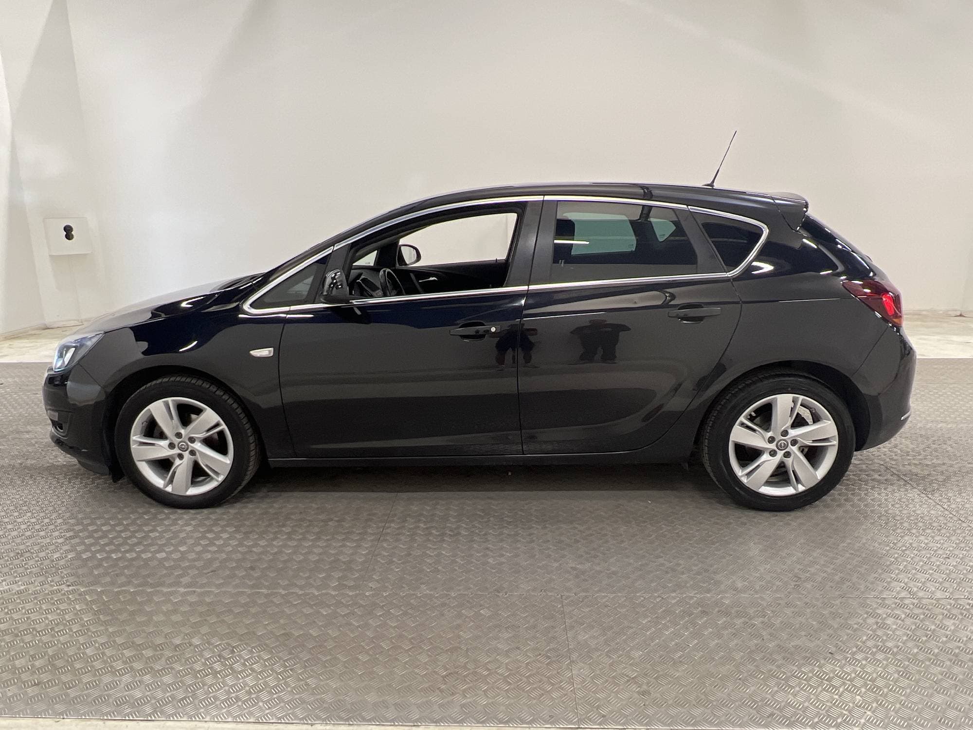 Opel Astra 1.4 Turbo 140hk