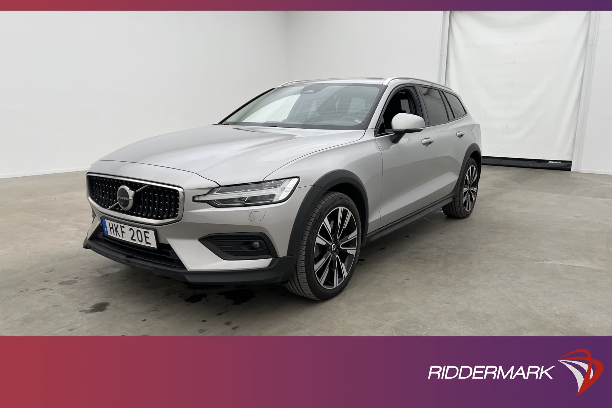 Volvo V60 Cross Country B4 AWD