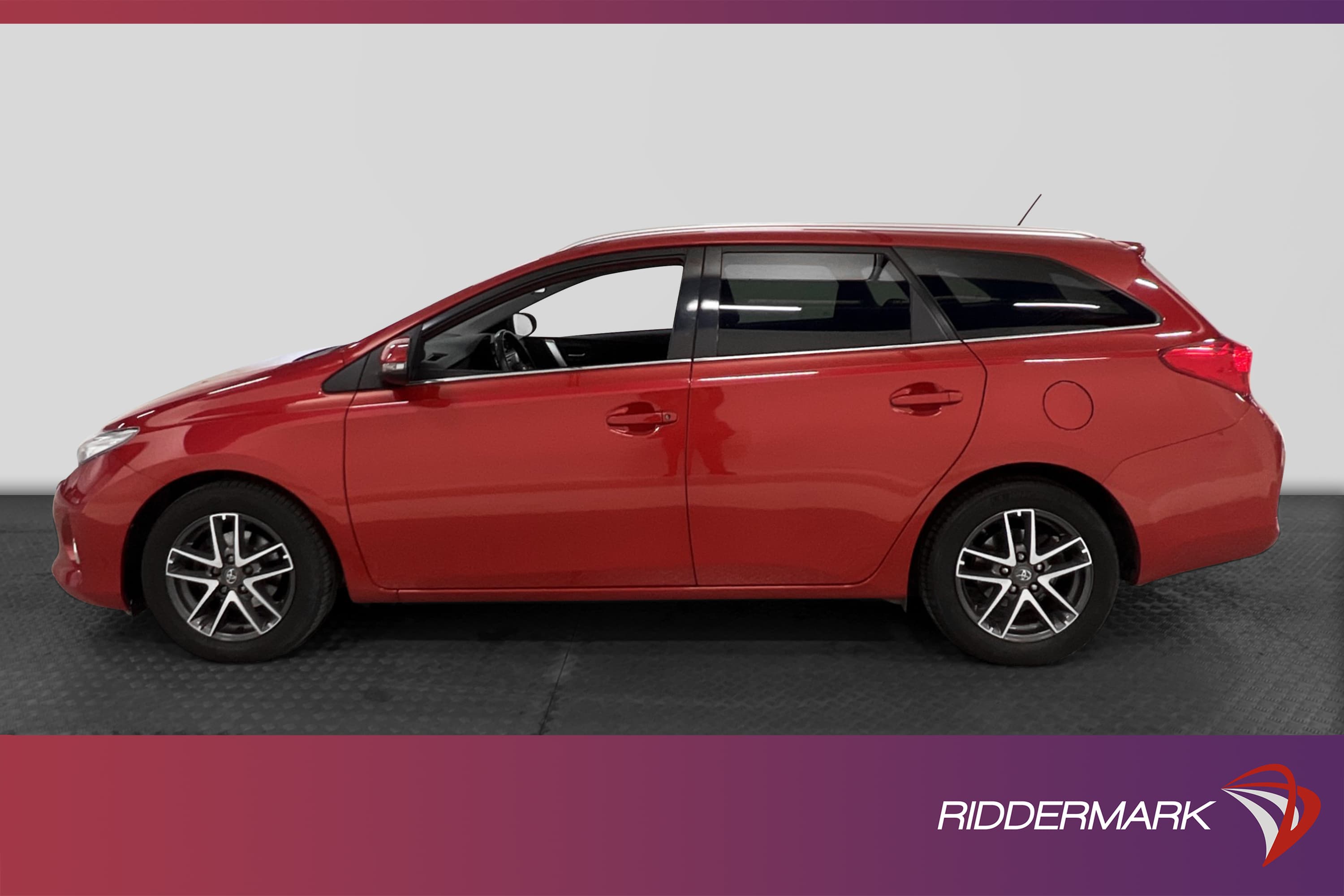 Toyota Auris Touring Sports 1.6L 132hk