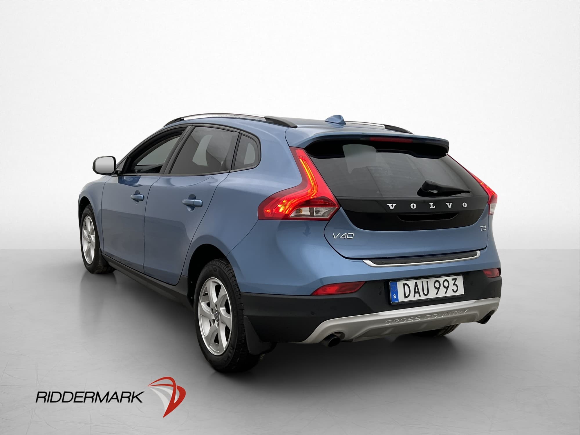 Volvo V40 Cross Country T3 152hk Momentum Sensorer Bluetooth