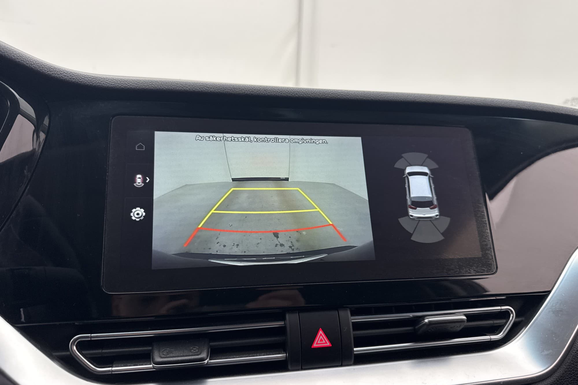 Kia Niro P-HEV 141hk Advance Plus 2 Kamera Navi Skinn