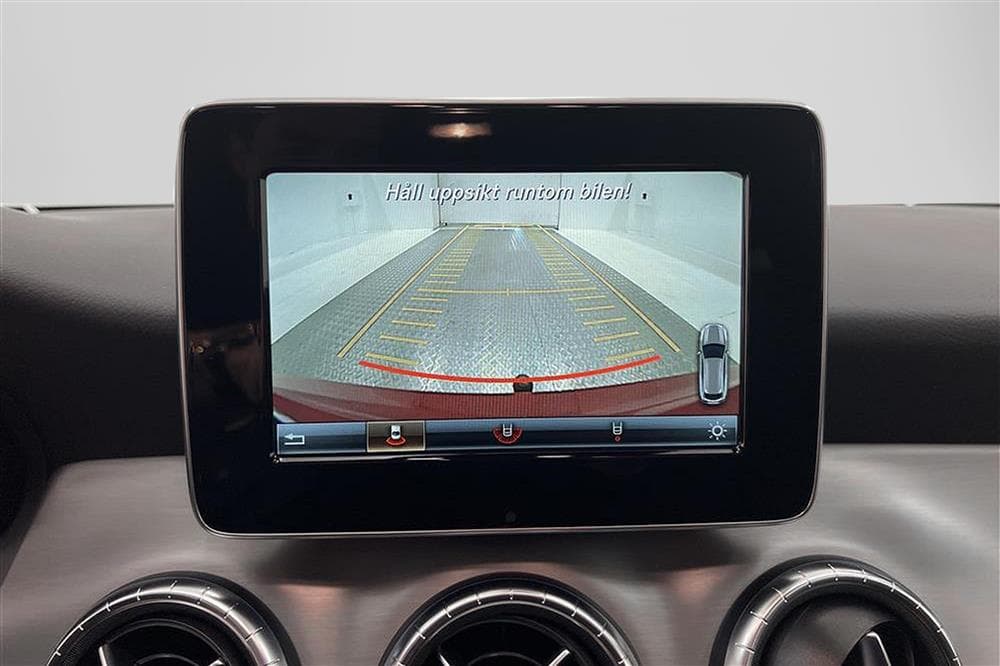 Mercedes CLA 220d 4M 177hk AMG Pano Drag B-kamera 0,42l/milinteriör