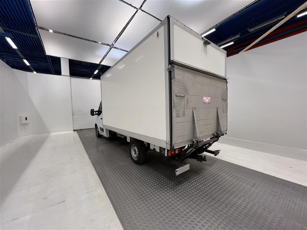 Renault Master 2.3dCi Bakgavel Kamera Kylbil Värmare Moms exteriör