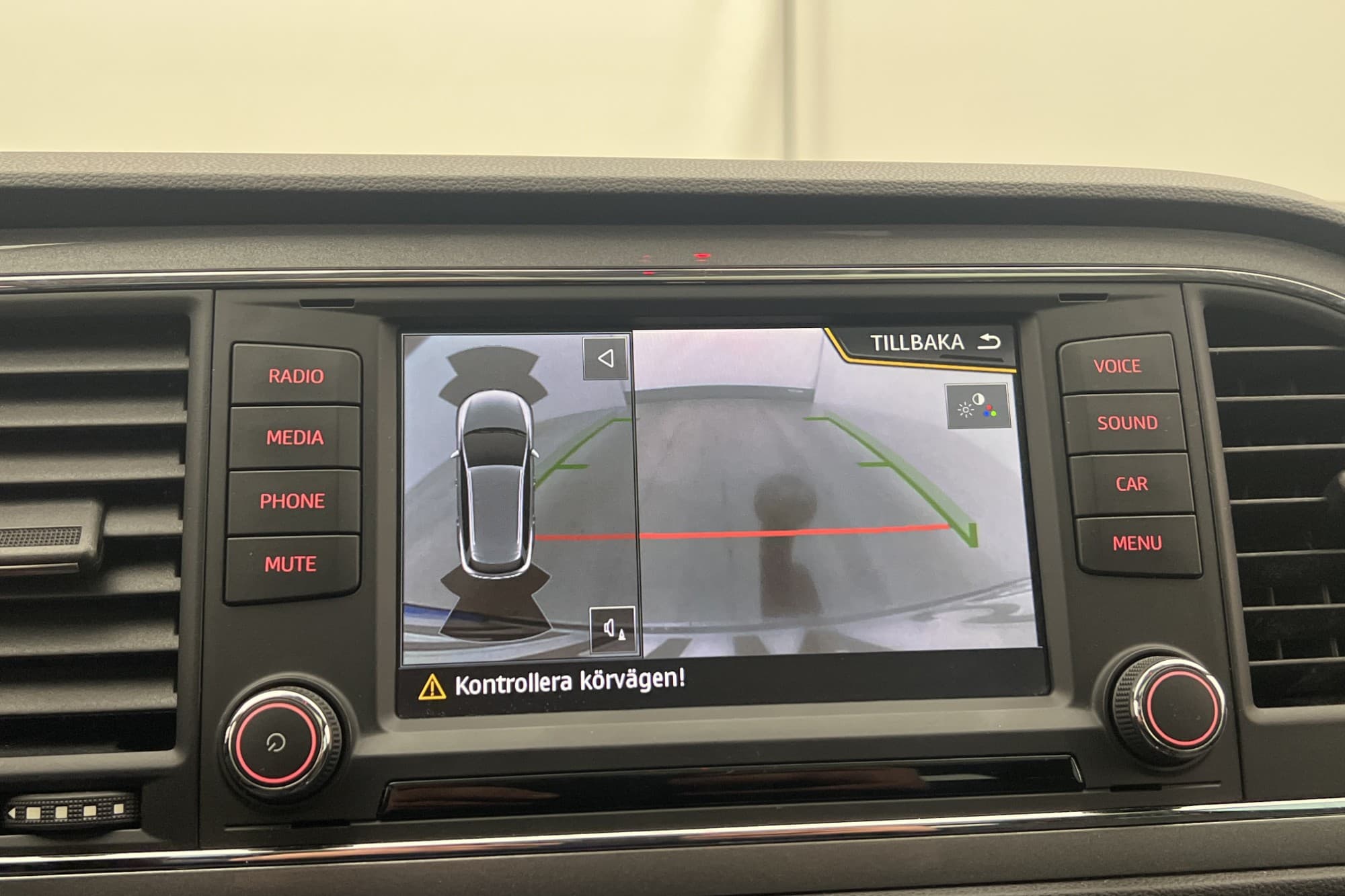 SEAT Leon ST TSI 150hk FR Pano M&K-Värm Kamera CarPlay Drag