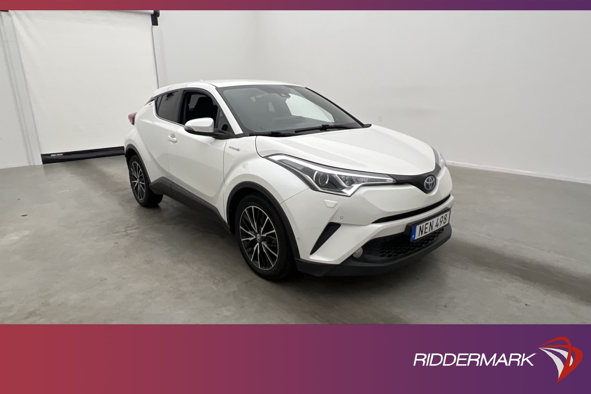 Toyota C-HR Hybrid 122hk
