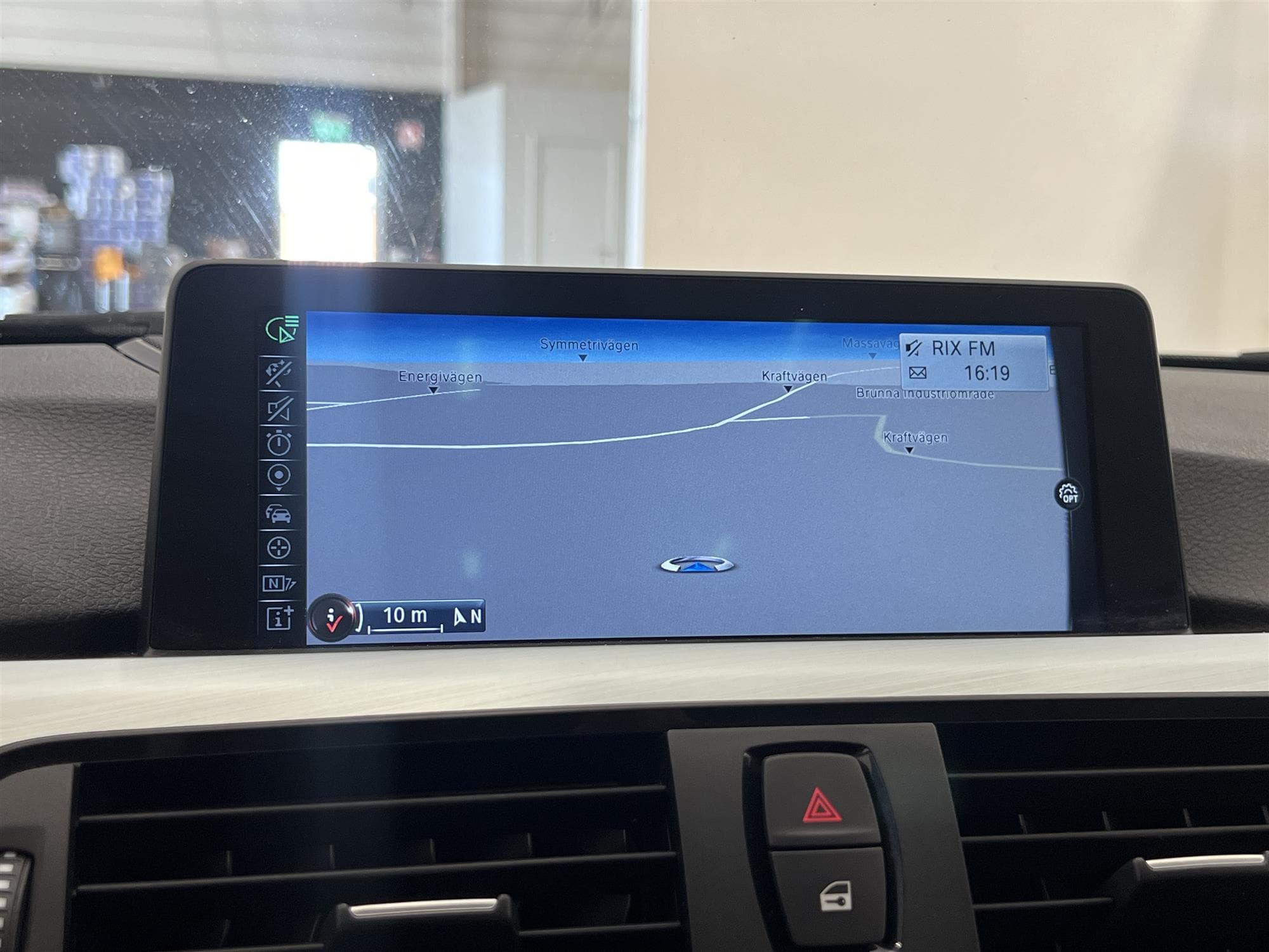 BMW 328i xDrive 245hk Pano M-Värm H/K Navi B-Kam Skinn PDC