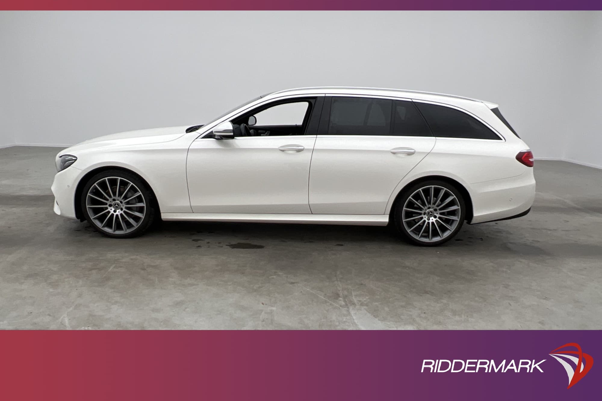 Mercedes-Benz E 220 T 4M