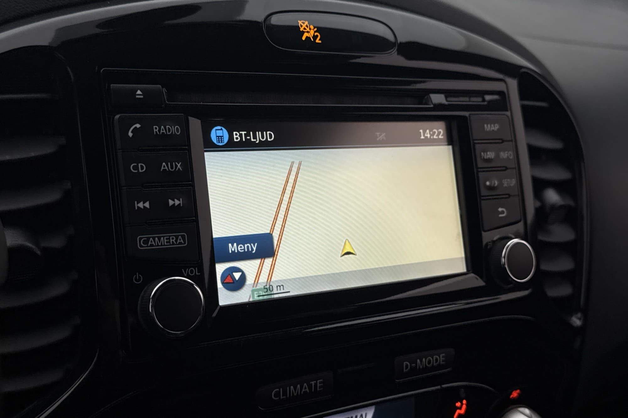 Nissan Juke 1.2 DIG-T 115hk N-Connecta Kamera Navi Låg-Skatt