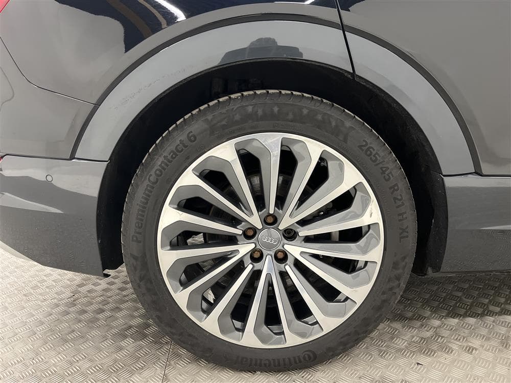 Audi e-tron 55 Quattro 408hk S-Line Drag Backkamera Moms