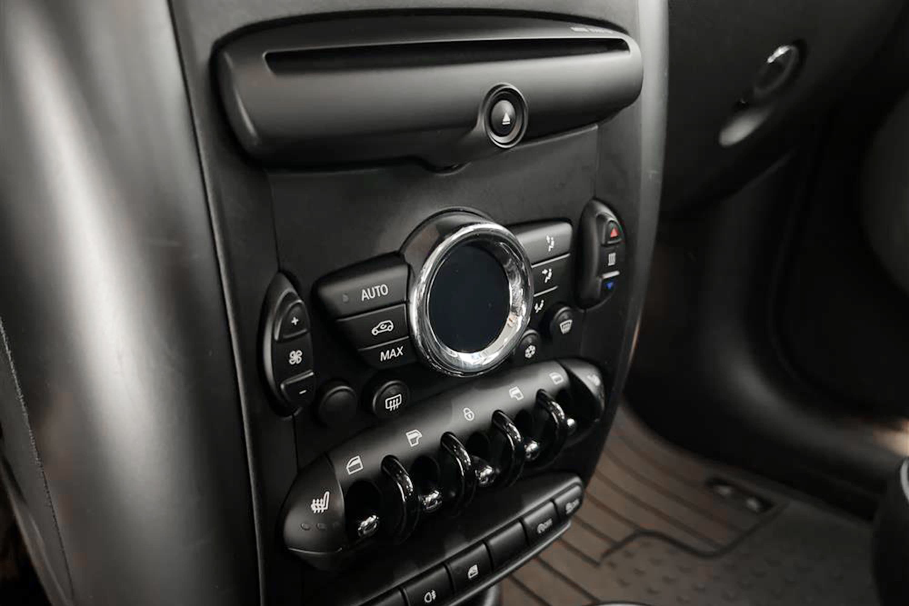 MINI Cooper SD Countryman 143hk Pepper PDC Välserv 0,46l/milinteriör