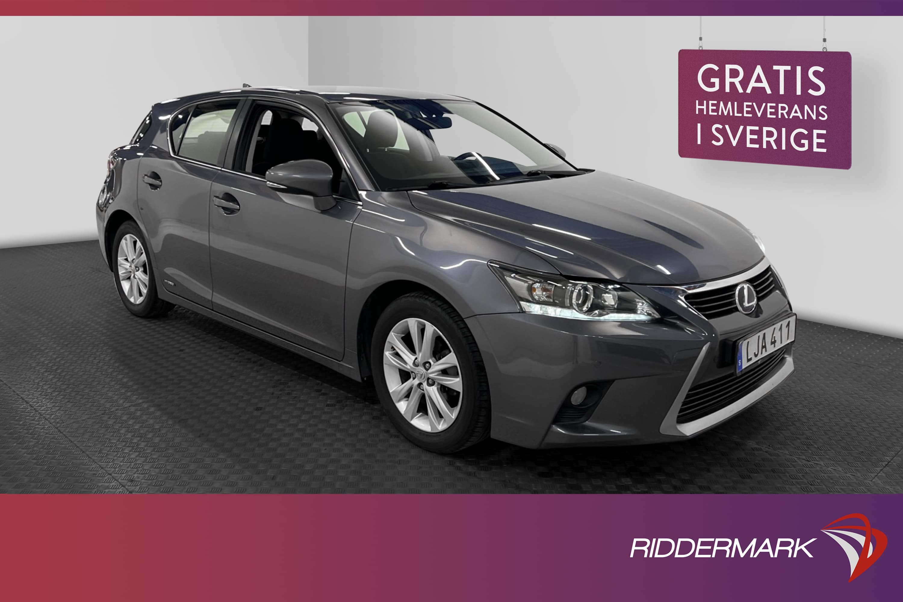 Lexus CT 200h 1.8 CVT 136hk
