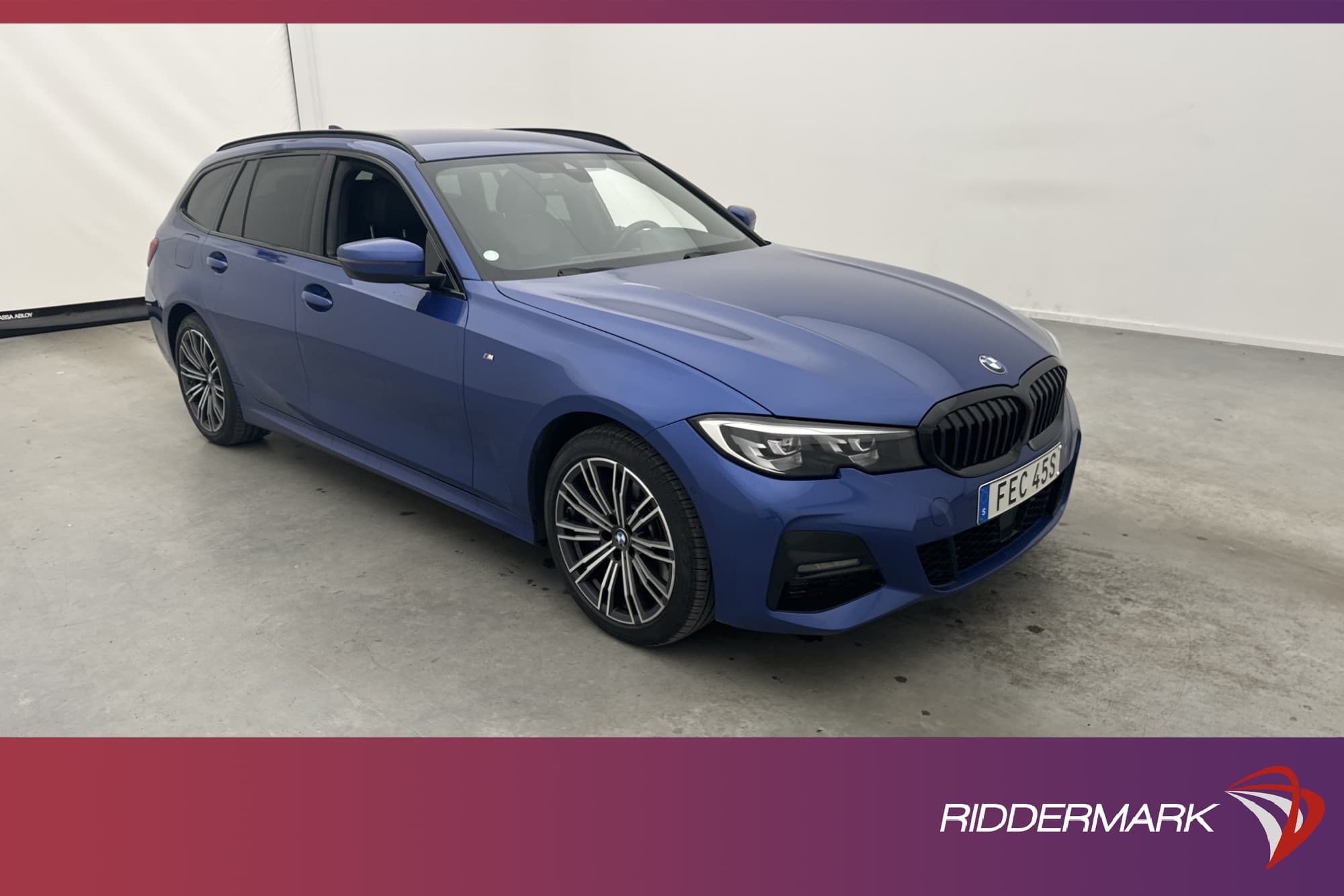 BMW 330e xDrive Touring