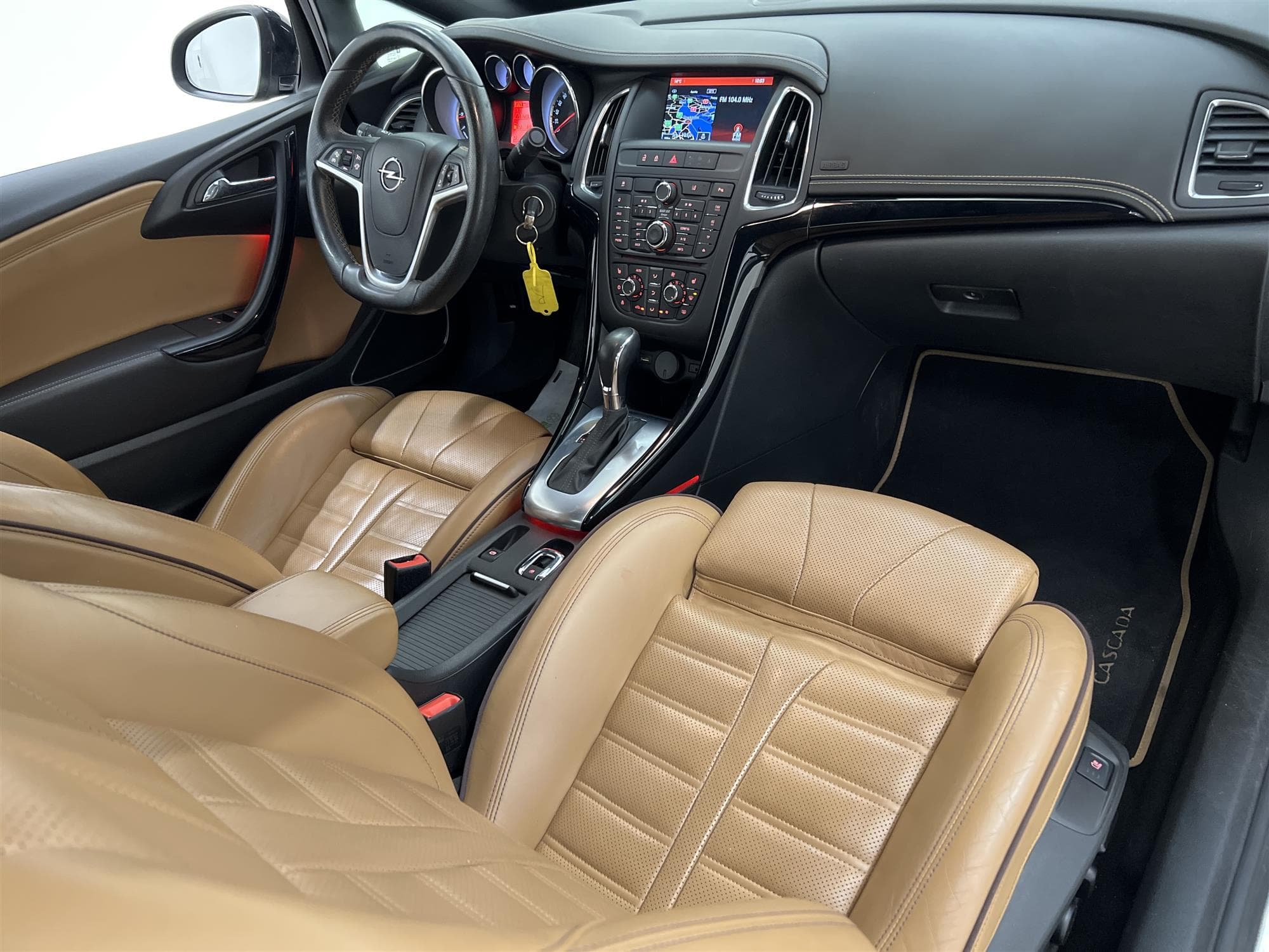 Opel Cascada Cabriolet 170hk Skinn P-sensorer Navi Nyservadinteriör