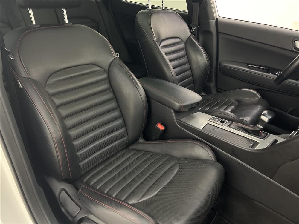 Kia Optima 1.7 CRDi 141hk GT-Line Pano H/K Kamera Skinn Draginteriör