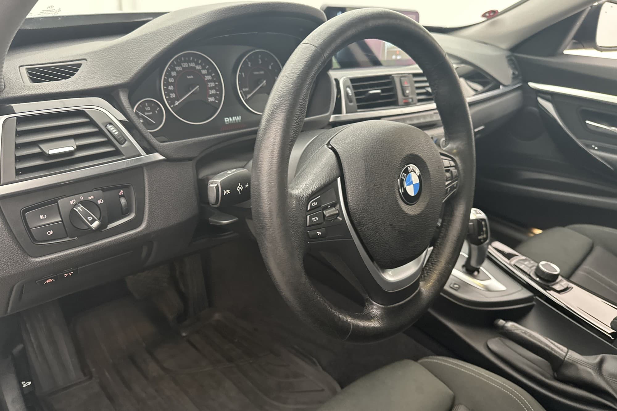BMW 320 d xDrive Gran Turismo 190hk Sport line Keyless Drag