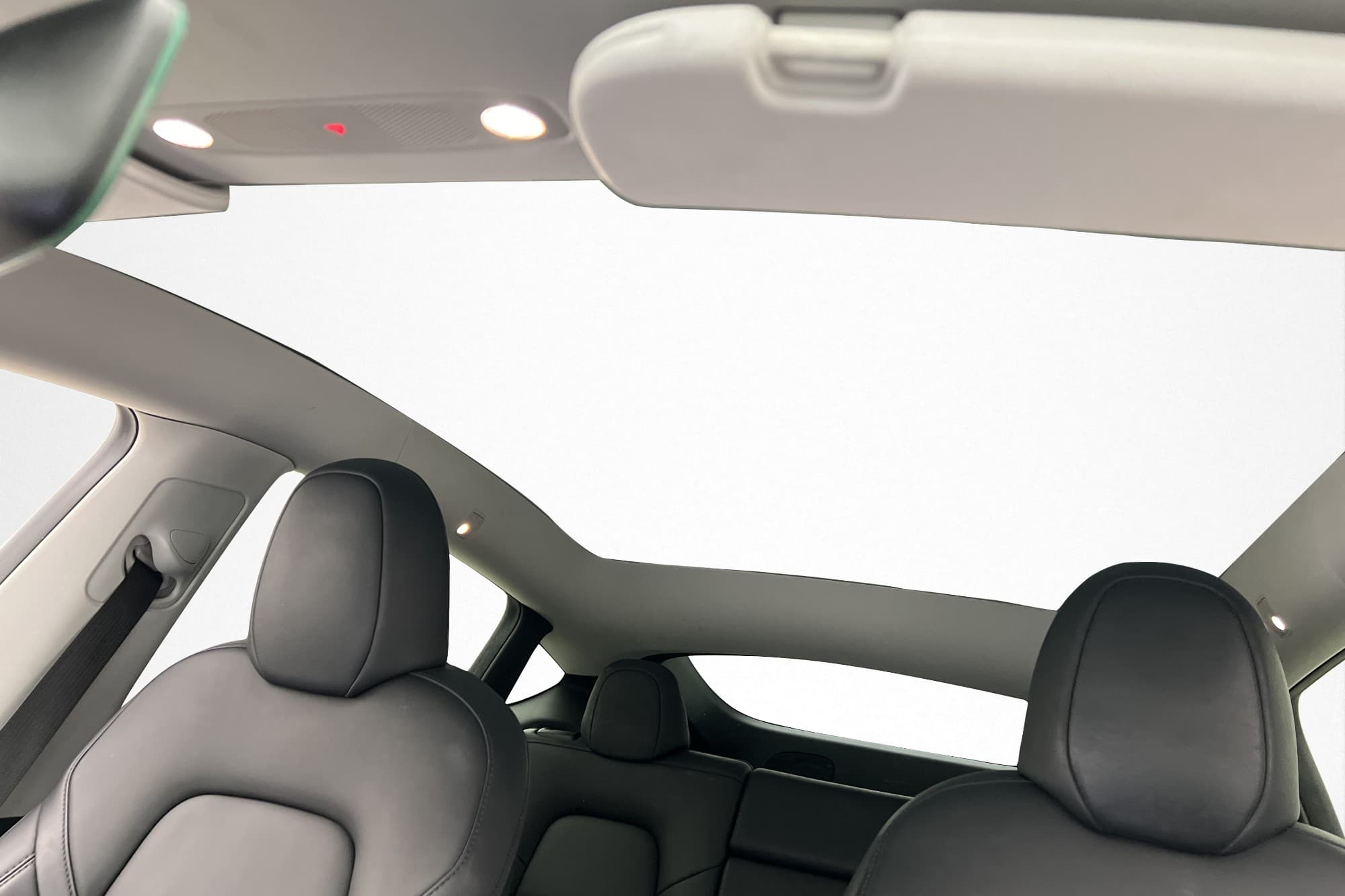 Tesla Model Y Long Range AWD Autopilot Drag Svensksåld