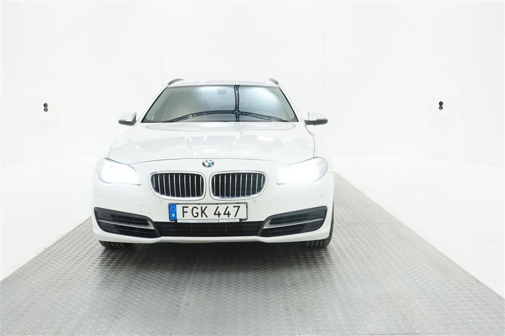 BMW 520d xDrive Touring 184hk