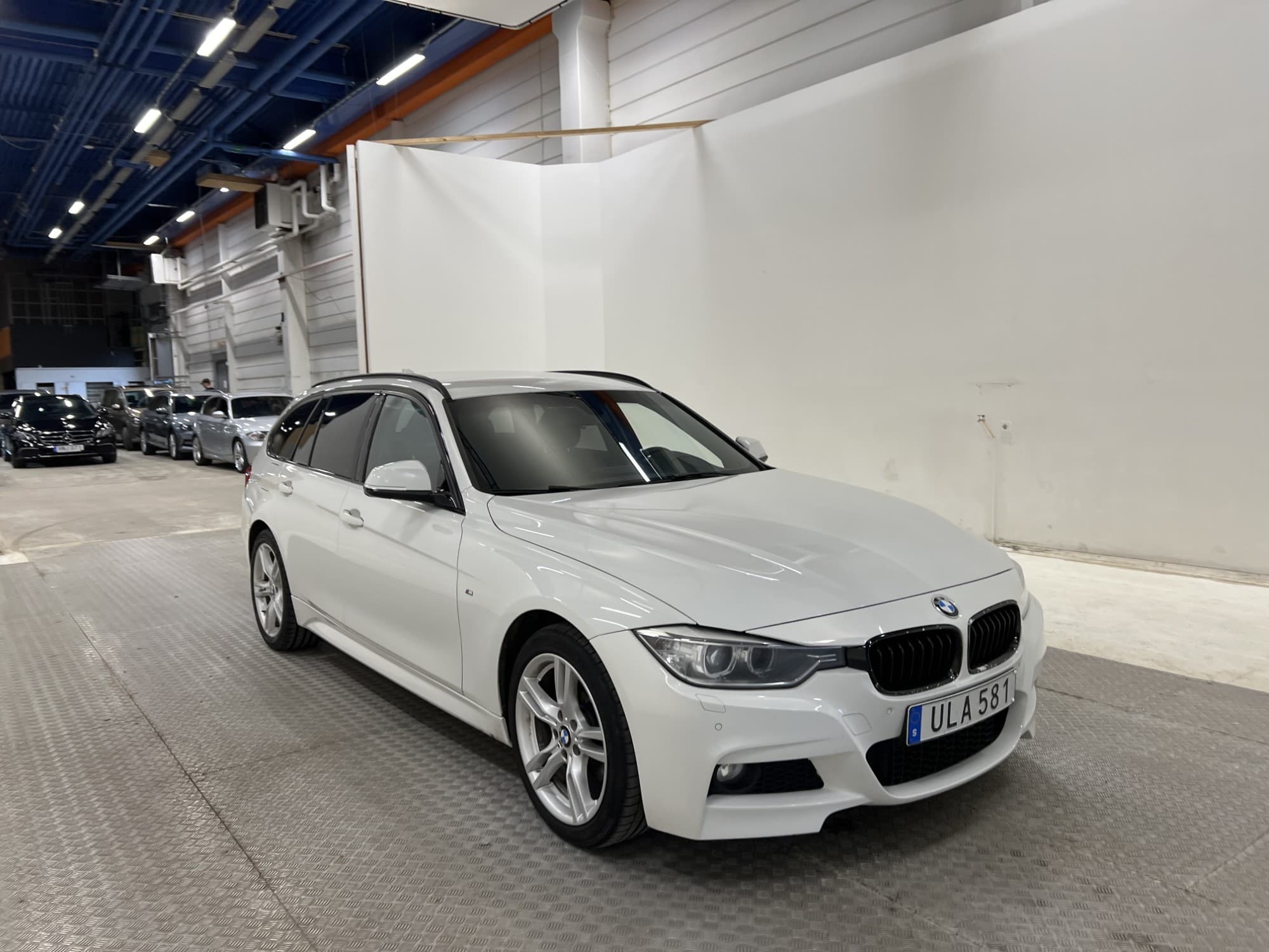 BMW 320d xDrive Touring 184hk