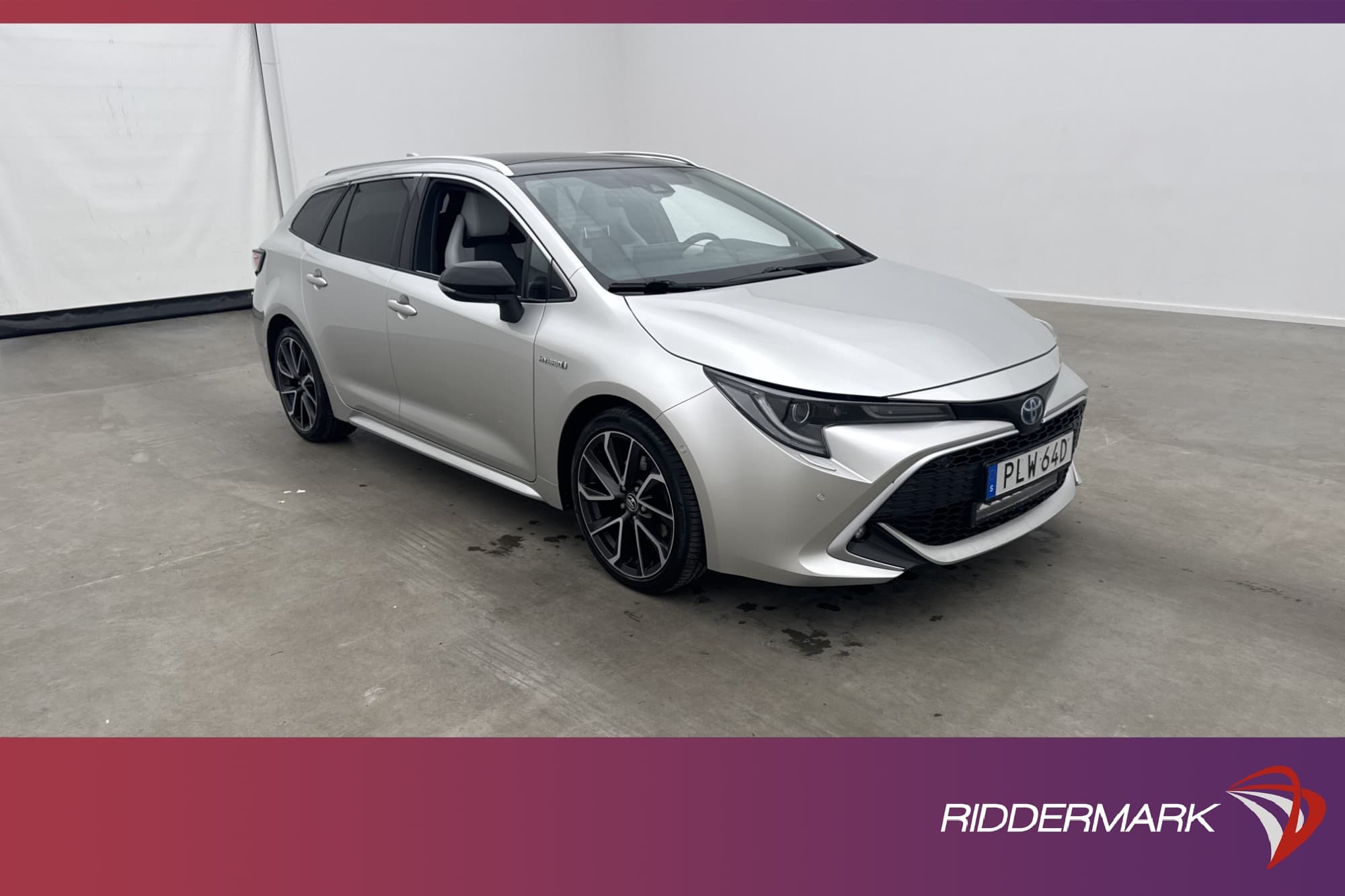 Toyota Corolla Touring Hybrid