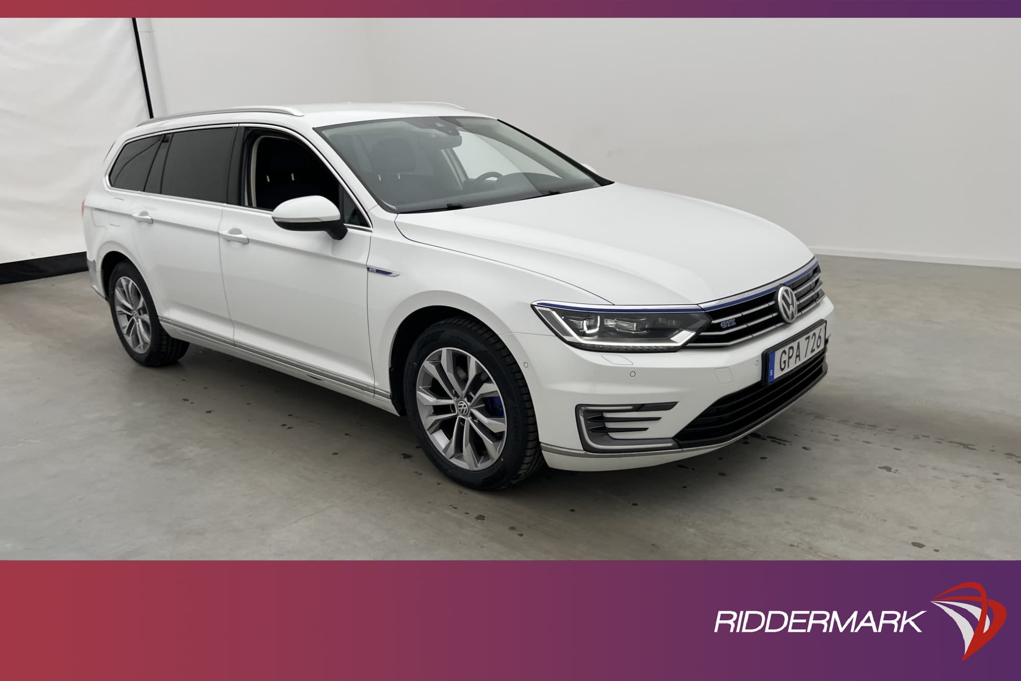 Volkswagen Passat GTE 218hk