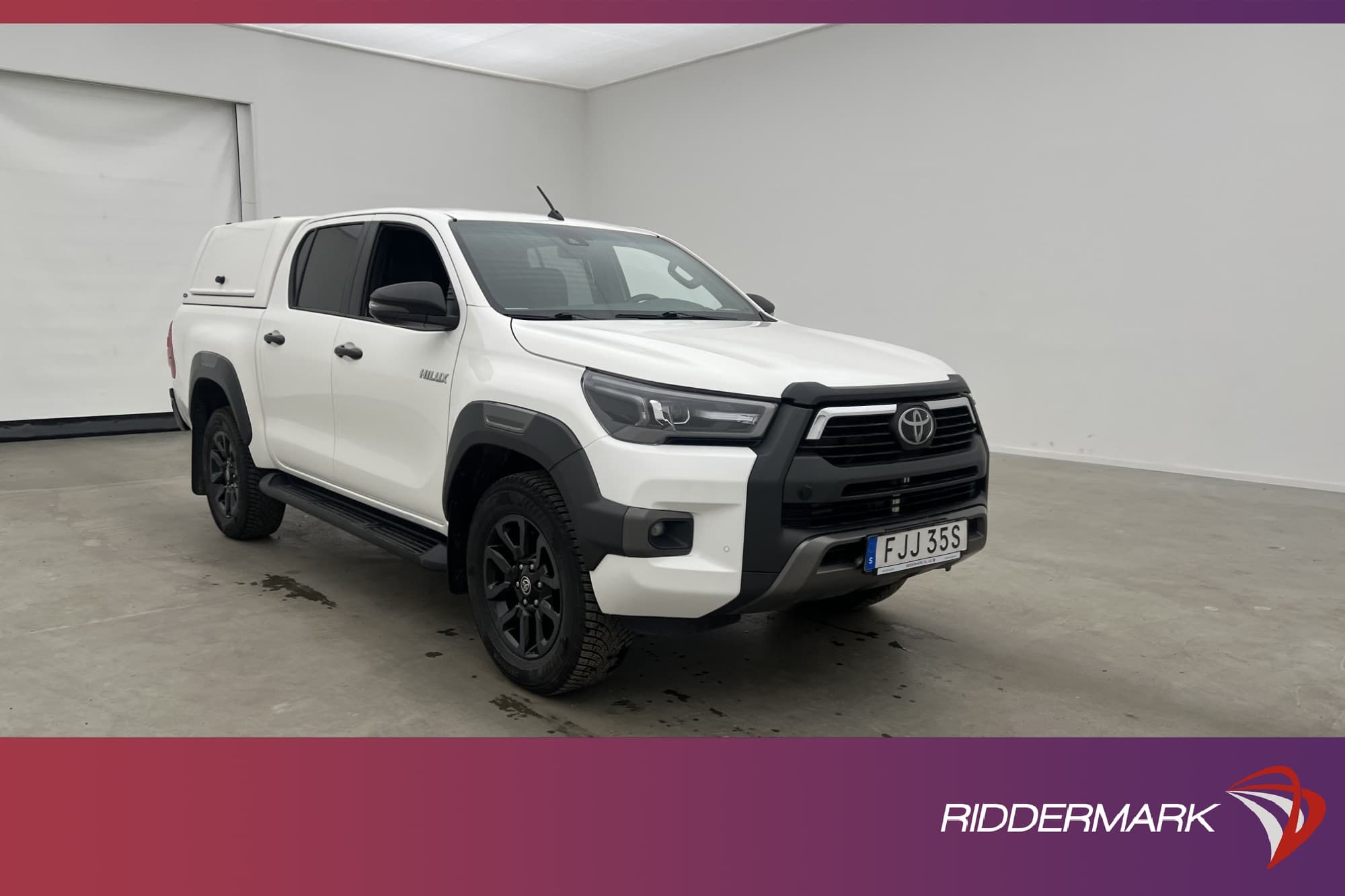 Toyota Hilux Invincible 2.8 4WD