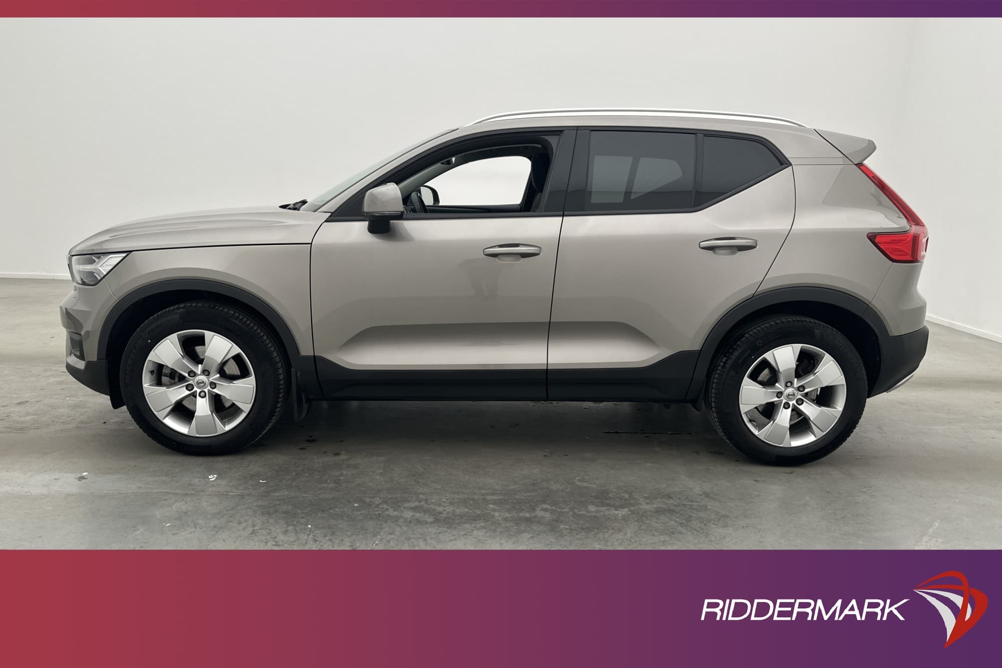 Volvo XC40 B4 197hk