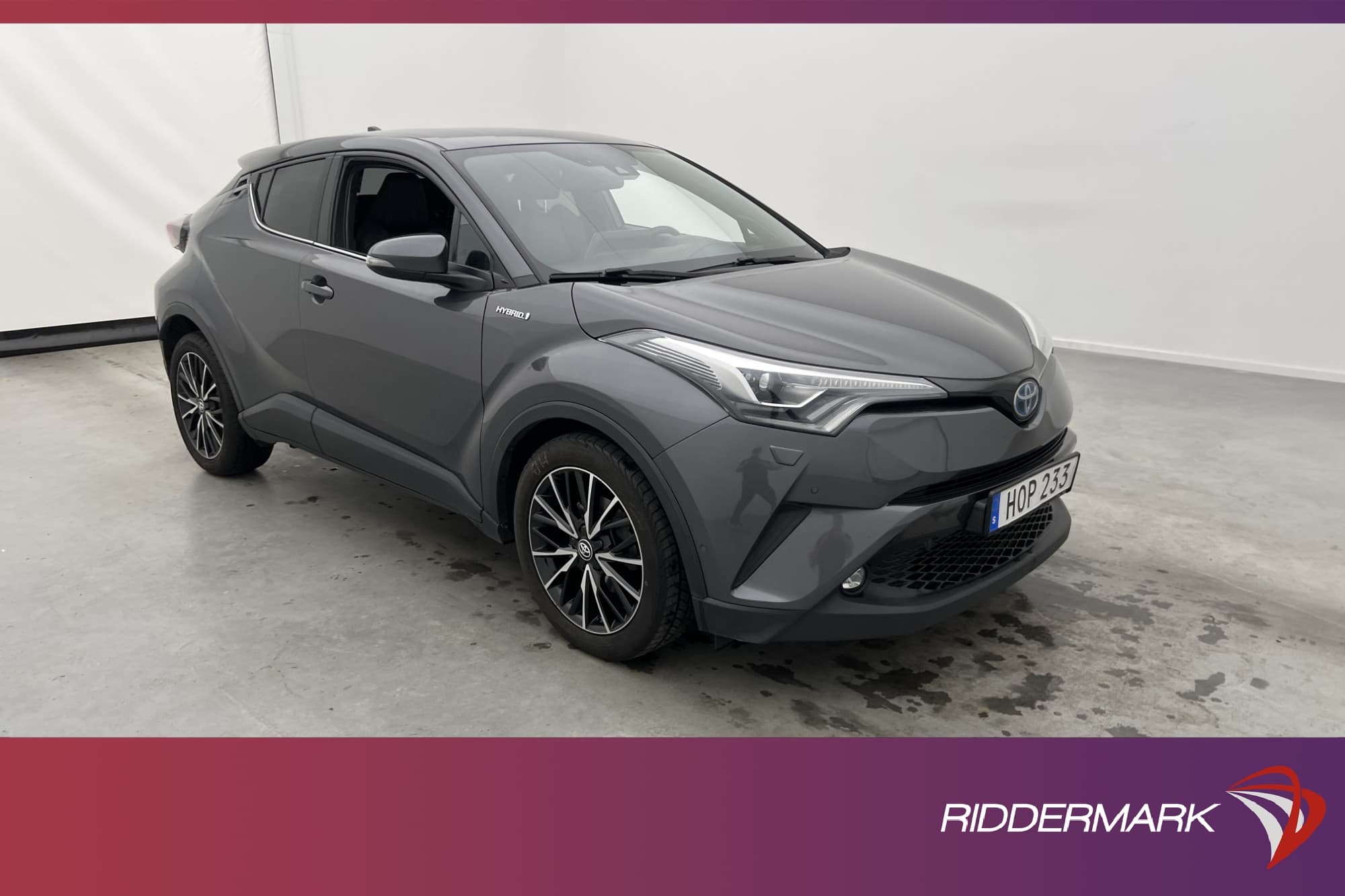 Toyota C-HR Hybrid Executive JBL Kamera Skinn Rattvärm