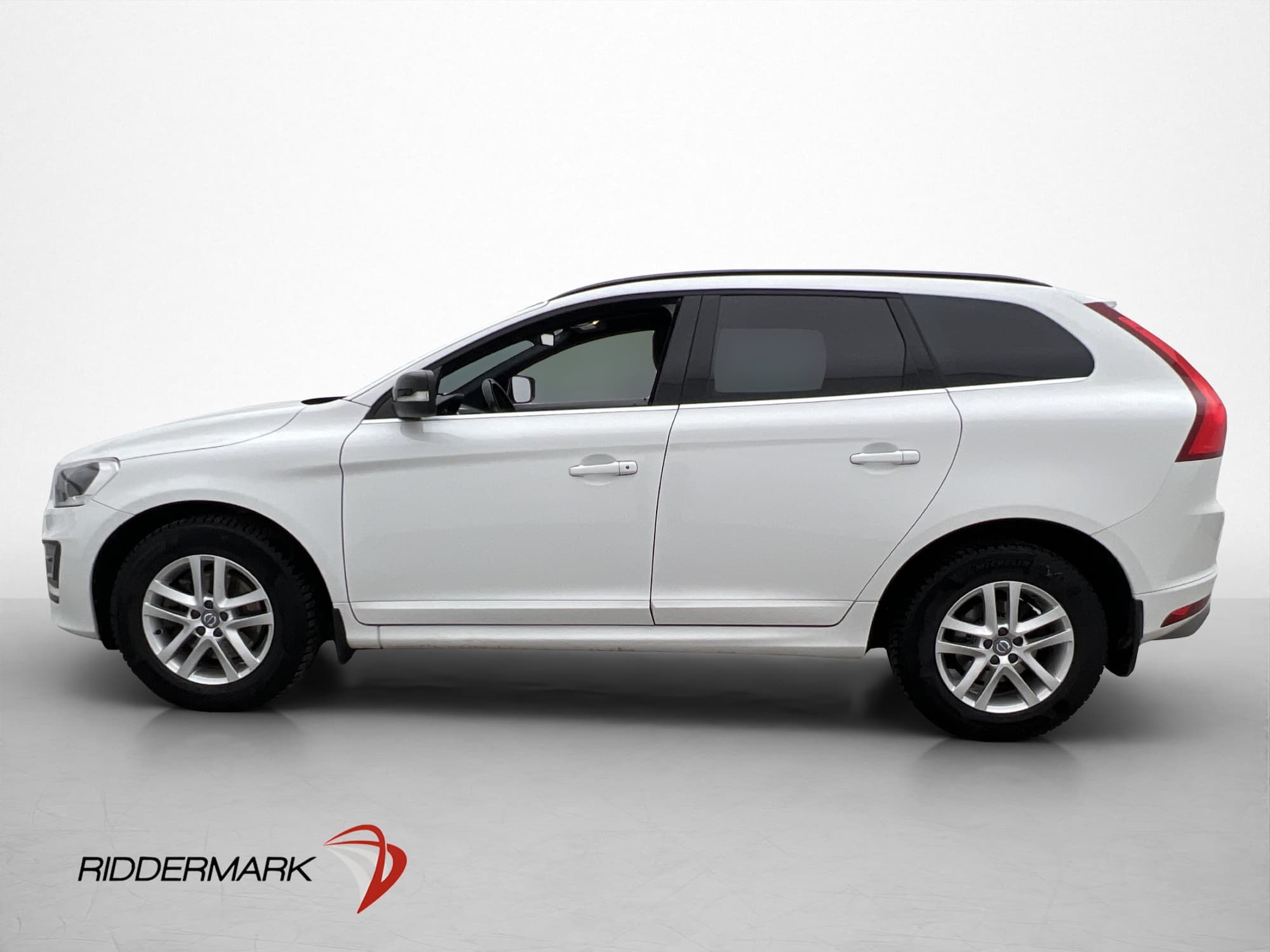 Volvo XC60 D4 AWD R-Design VOC Pano D-Värm Kamera Drag Skinn