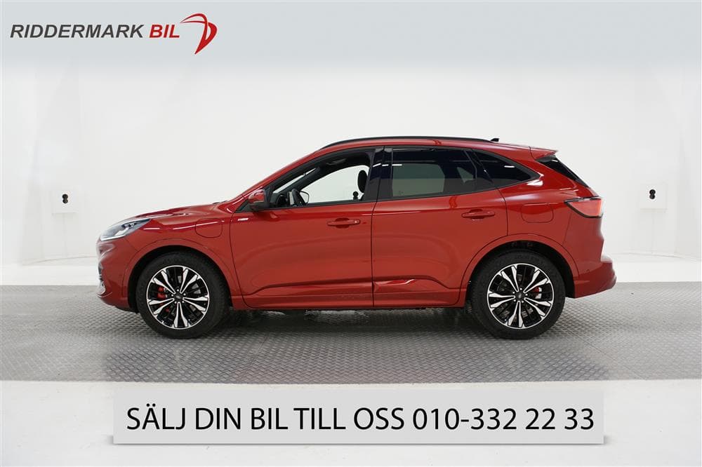 Ford Kuga PHEV 225hk ST-Line X B&W