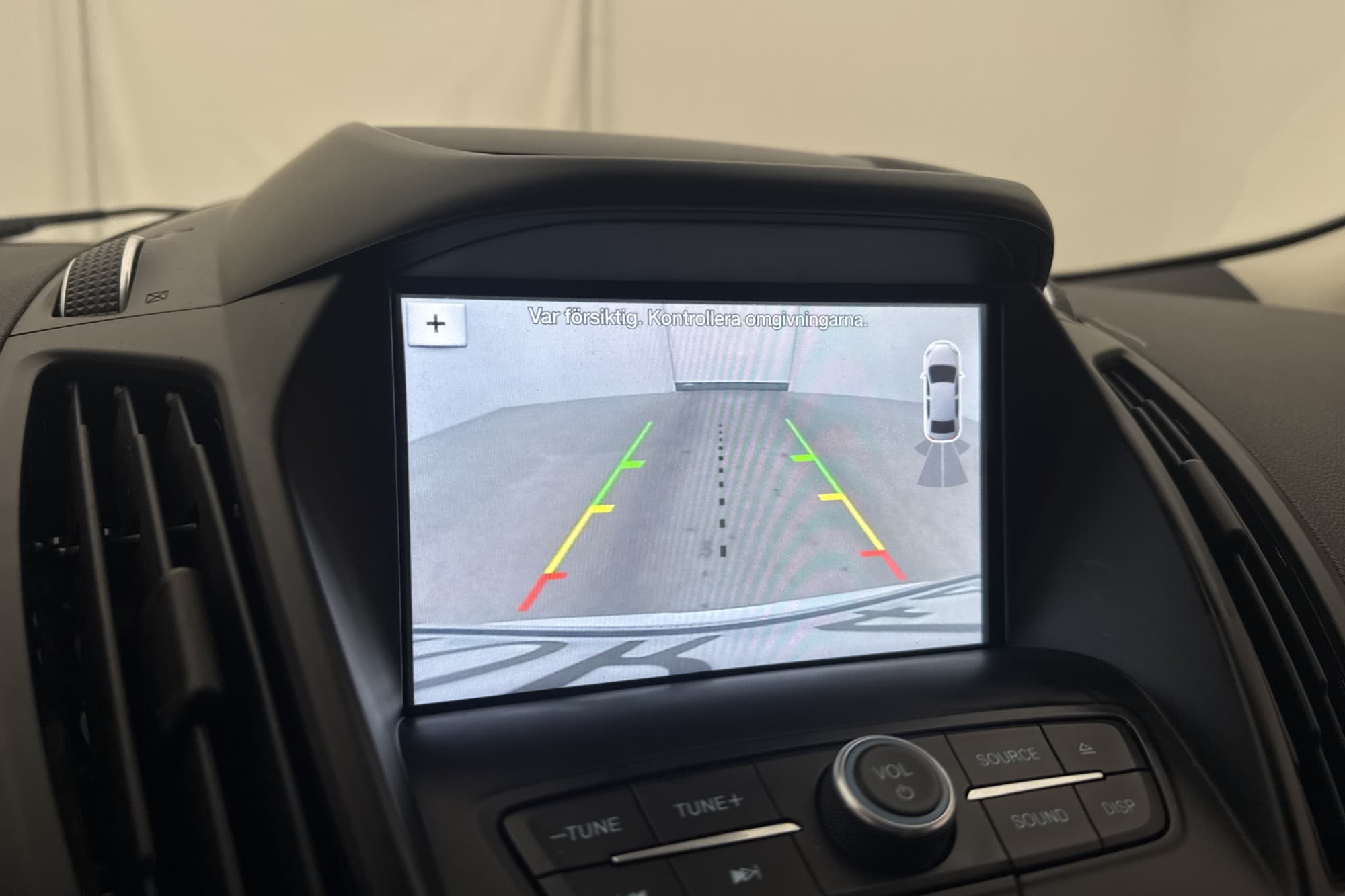 Ford Kuga AWD 176hk Titanium Sony Kamera CarPlay Halvskinn