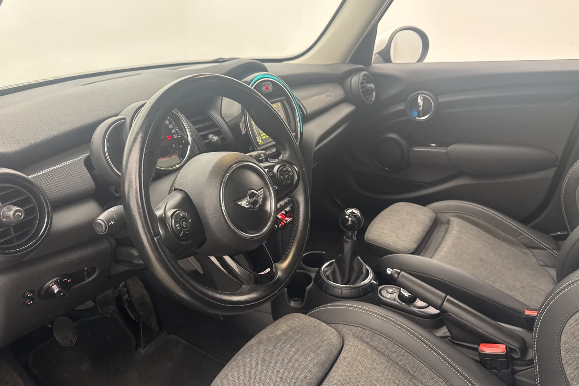 MINI Cooper 136hk Chili Halvskinn Keyless 0,48l/Mil
