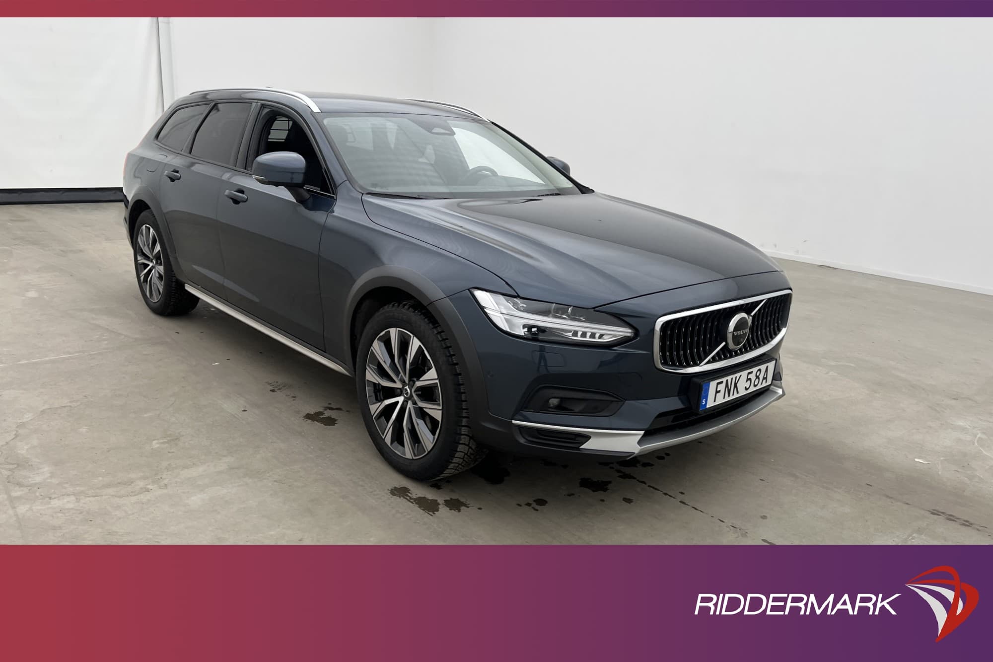 Volvo V90 Cross Country B5 235hk AWD Google H/K Skinn 360°