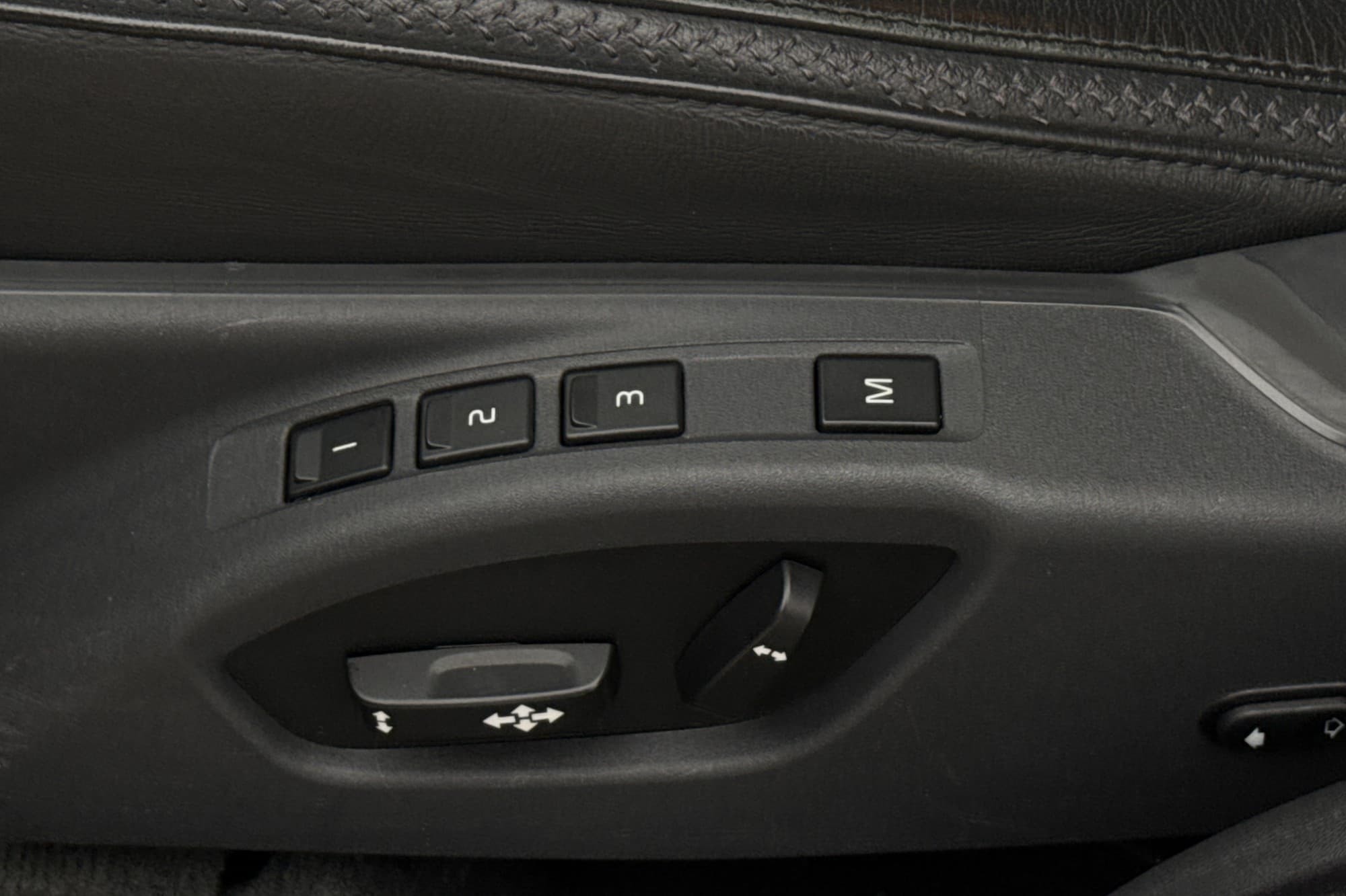 Volvo XC70 D4 AWD Classic Summum T-Lucka D-Värmare Navi VOC
