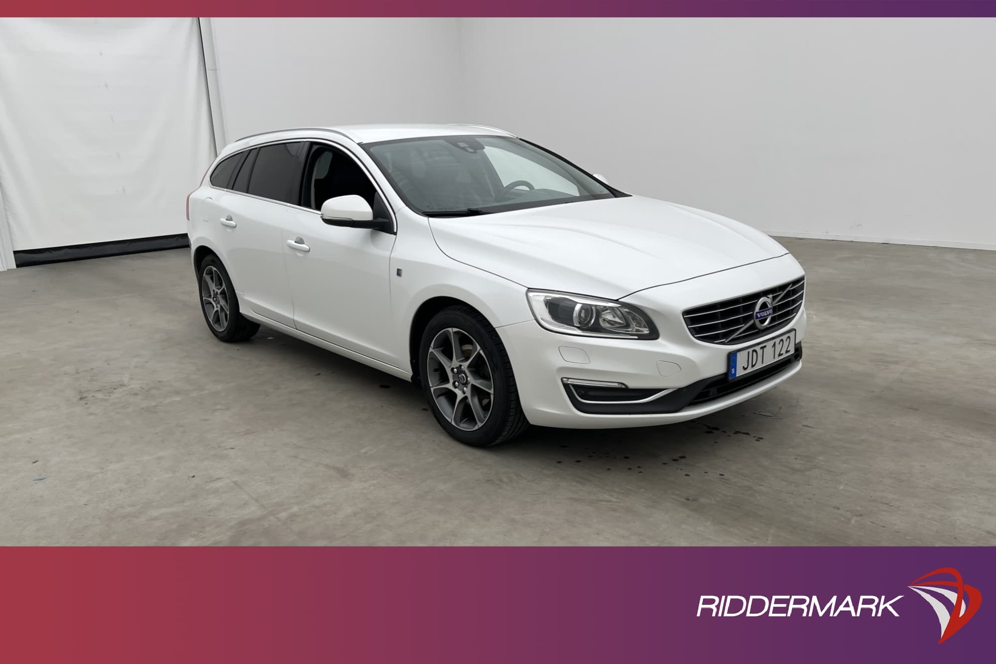 Volvo V60 D4