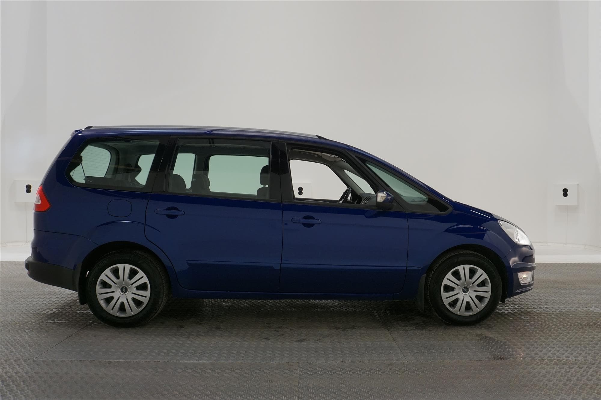 Ford Galaxy 1.6 Duratorq TDCi 115hk 7 Sits P-Sensorer