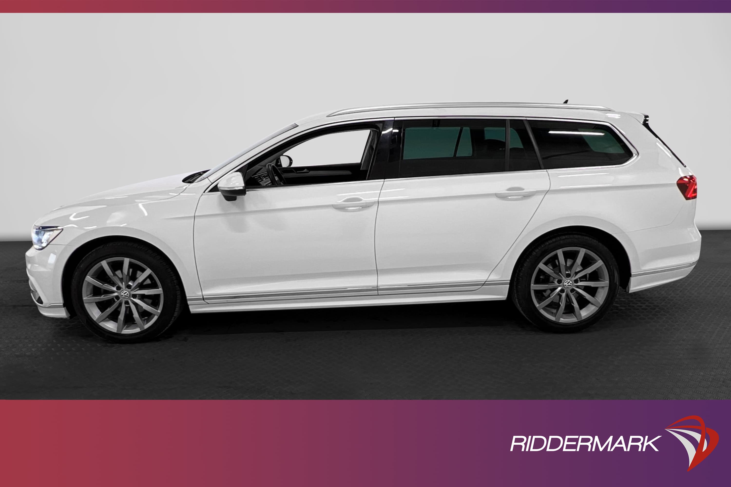 Volkswagen Passat 190HK R-Line Värmar Cockpit Dynaudio Skinn