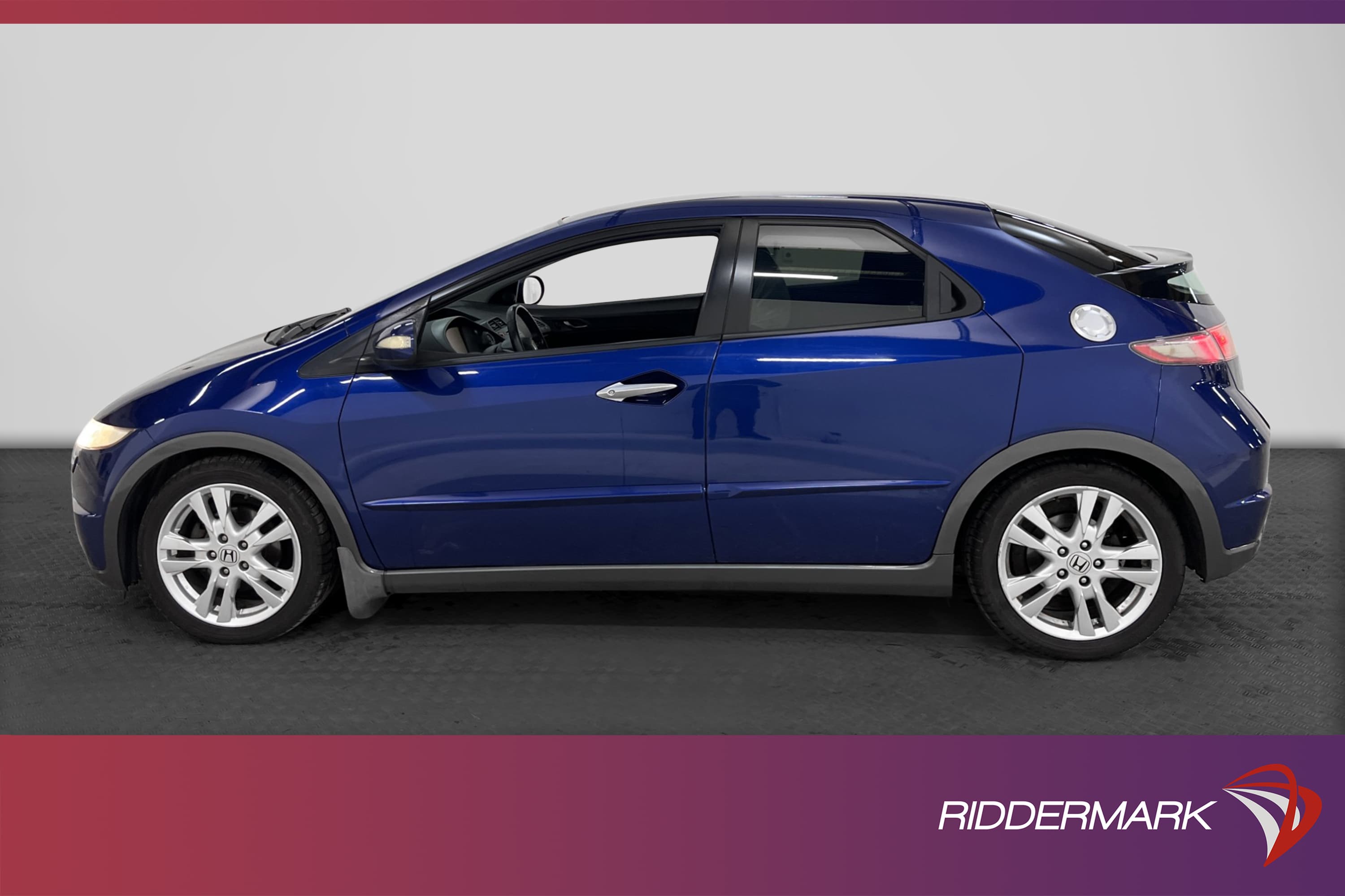 Honda Civic 1.8 i-VTEC 140hk