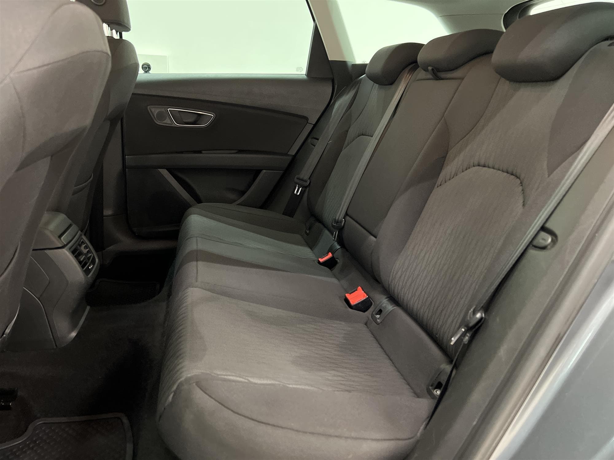 SEAT Leon ST 1.2 TSI 110hk 2 Brukare Android Skärm PDC