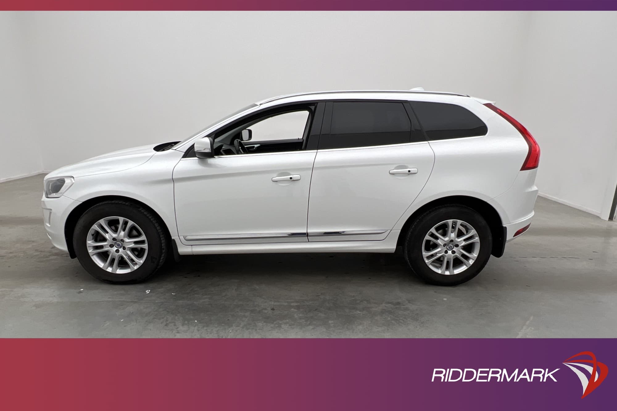 Volvo XC60 D4 AWD 190hk Classic Summum VOC Värmare Drag 