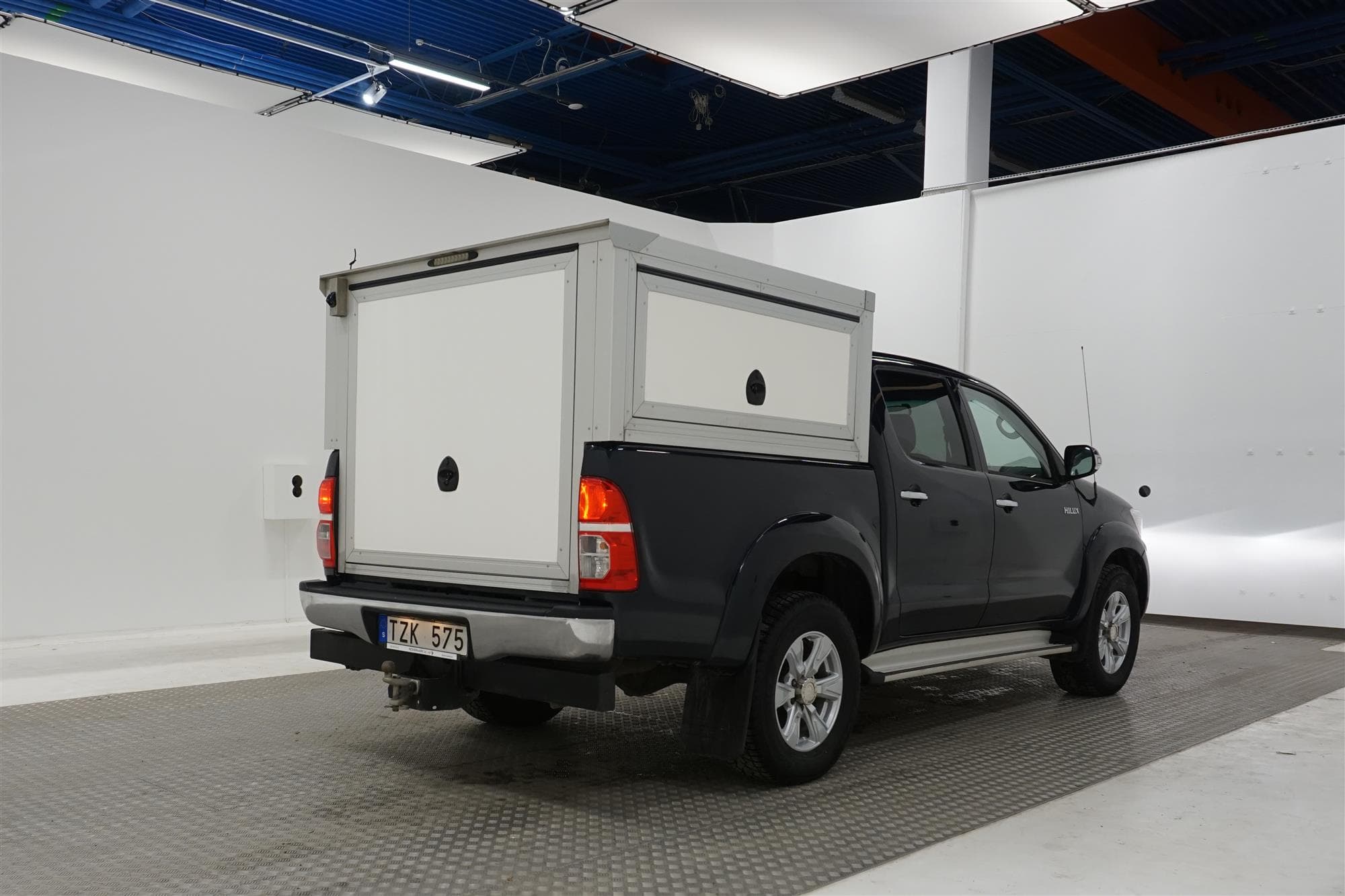 Toyota Hilux 3.0D Automat 171hk Påbyggnad Dragkrok Moms