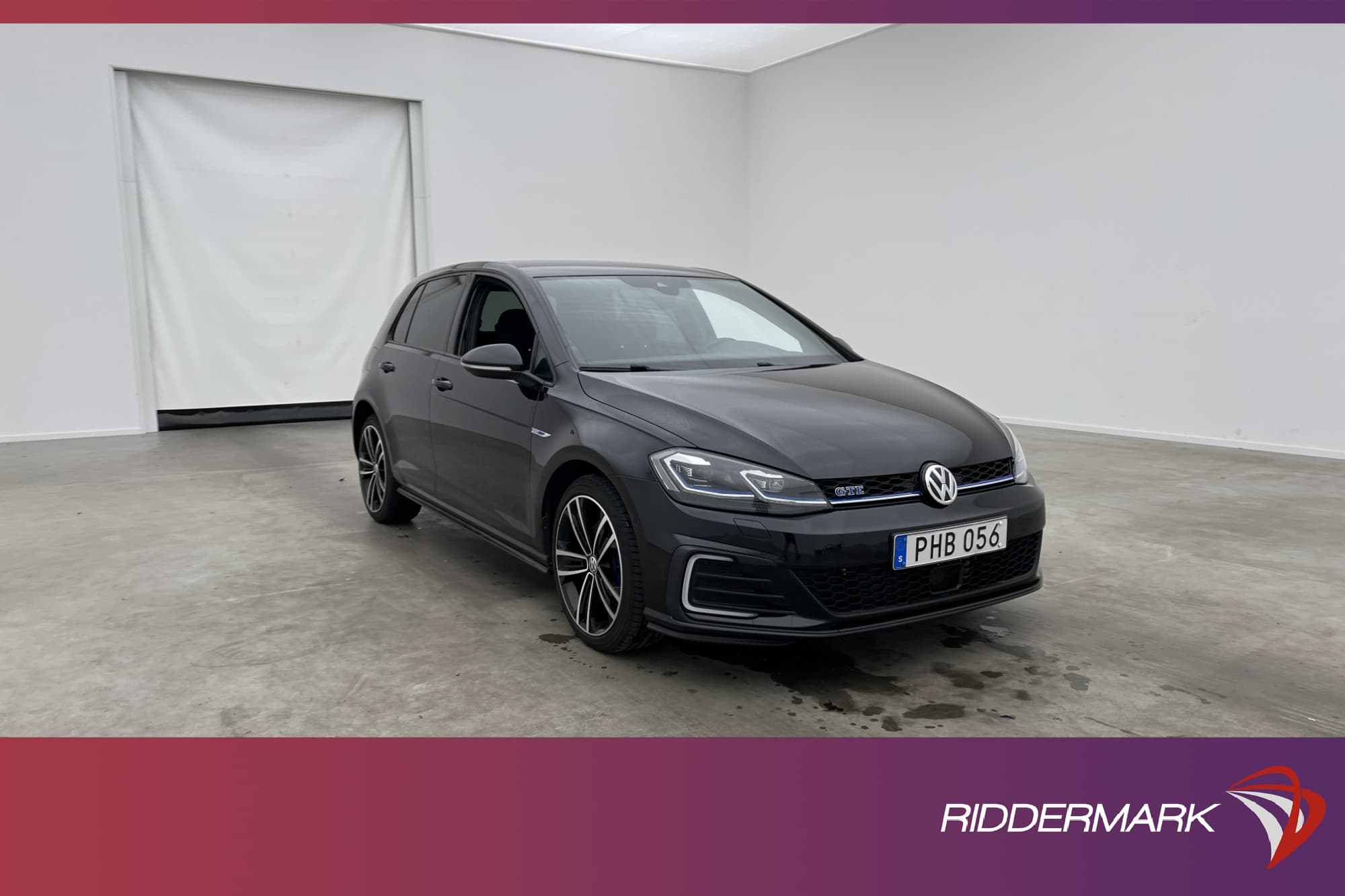 Volkswagen Golf GTE 204hk