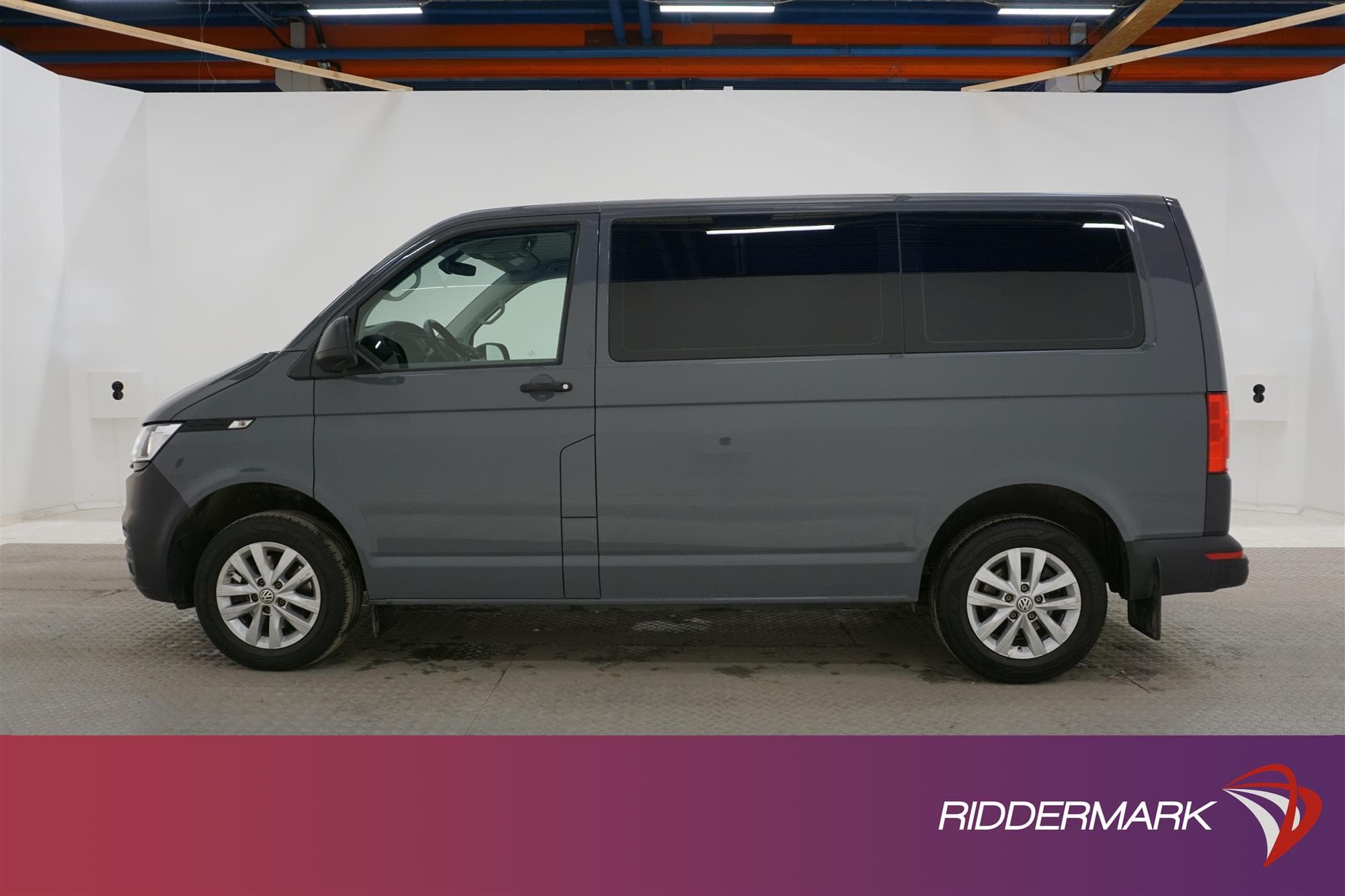 Volkswagen Transporter Kombi 2.0TDI Aut Drag Värmare Moms 