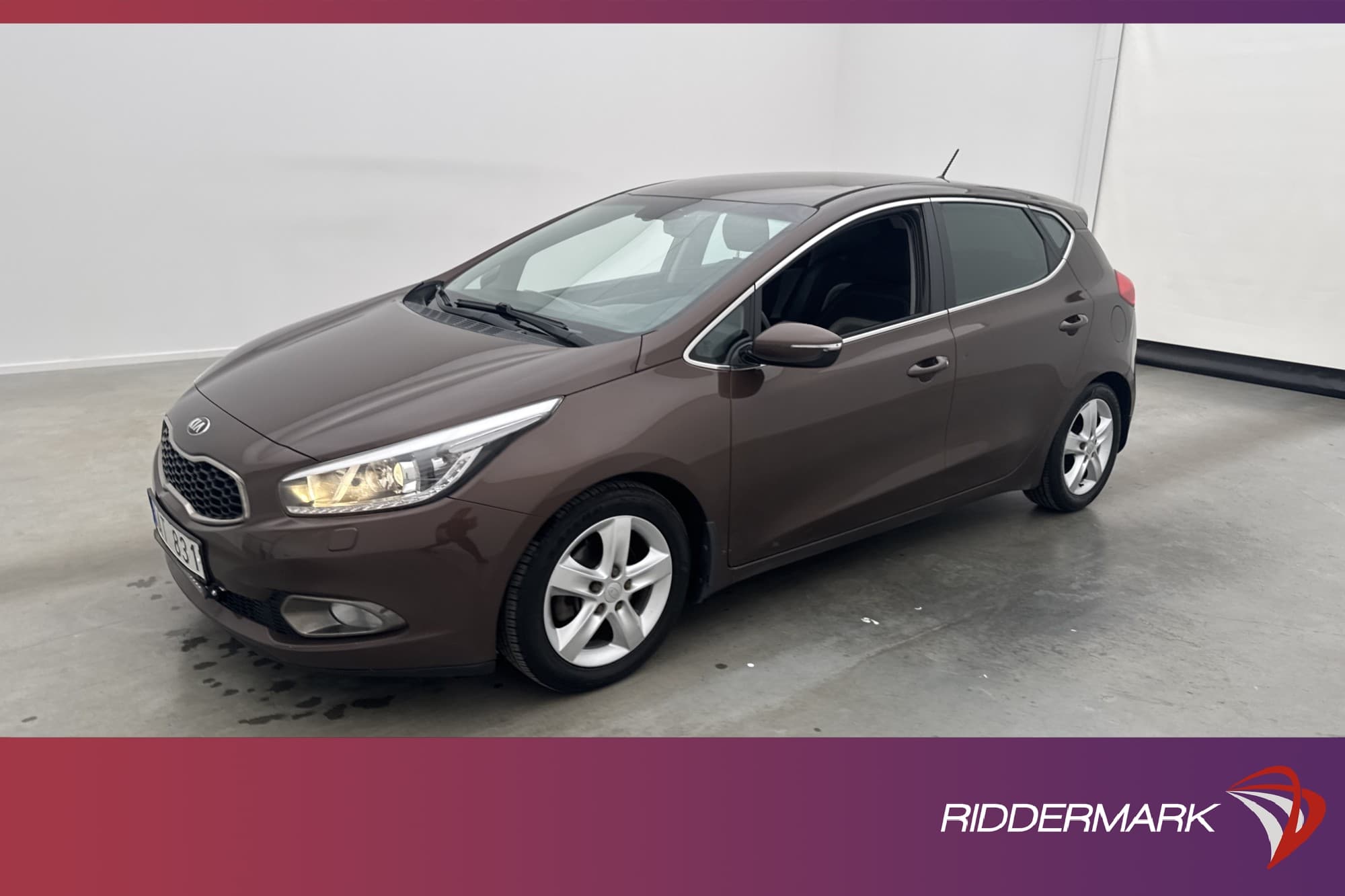 Kia Ceed 1.6 GDI 135hk M&K-Värmare Dragkrok Rattvärme