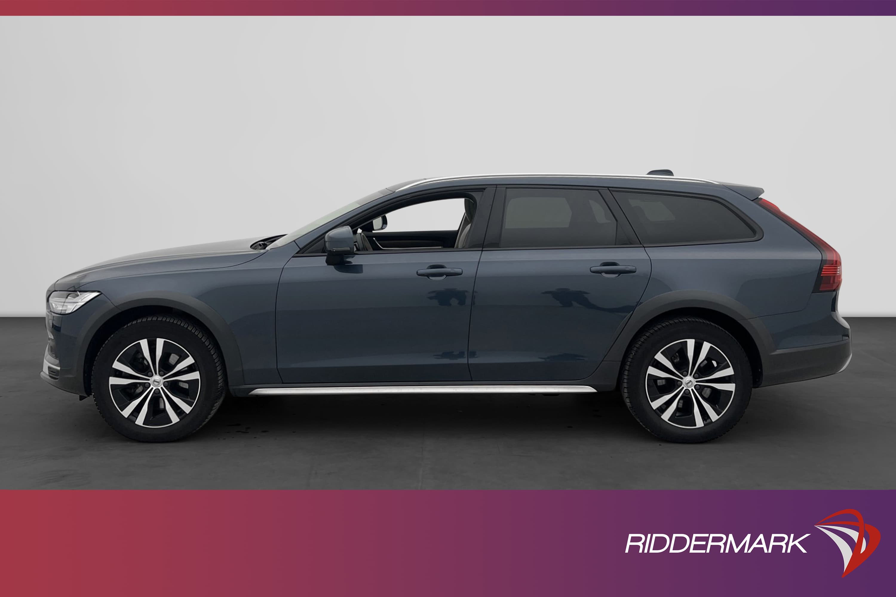 Volvo V90 Cross Country B4 AWD