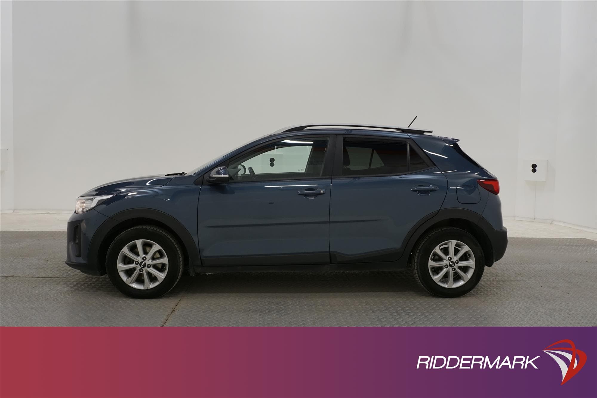 Kia Stonic 1.4 MPi 100hk B-Kam
