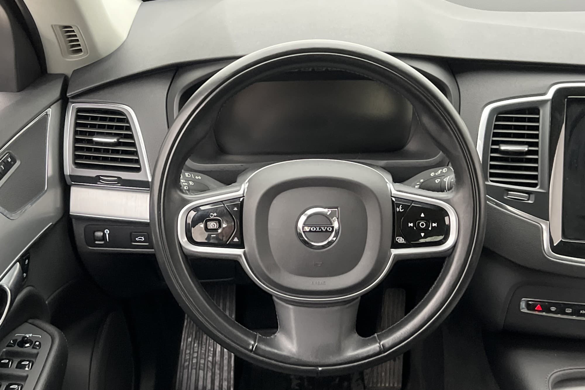 Volvo XC90 B5 AWD VOC 360° Kamera Navi Skinn BLIS Dragkrok