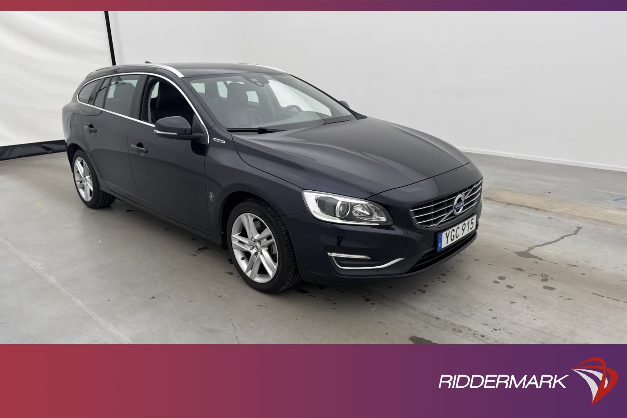 Volvo V60 D5 Plug-In AWD